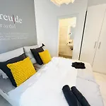 Mola Apartments- Trendiges In Der City-naehe Dortmund-terrasse-3 Gaeste-wlan Appartement *