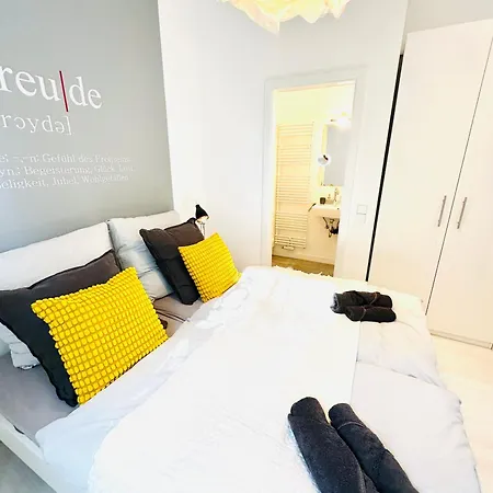 公寓 Mola Apartments- Trendiges In Der City-naehe Dortmund-terrasse-3 Gaeste-wlan *