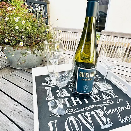 Mola Apartments- Trendiges In Der City-naehe Dortmund-terrasse-3 Gaeste-wlan 黑尔德克