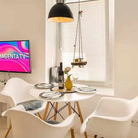 Apartmán Mola Apartments- Trendiges In Der City-naehe Dortmund-terrasse-3 Gaeste-wlan
