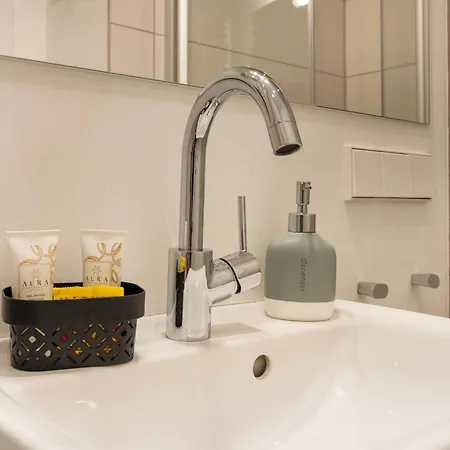 Mola Apartments- Trendiges In Der City-naehe Dortmund-terrasse-3 Gaeste-wlan *