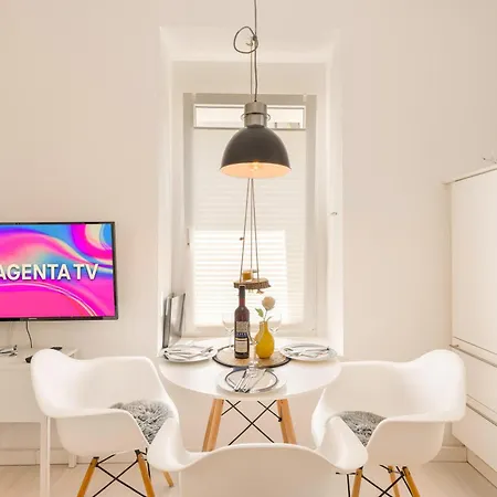 Mola Apartments- Trendiges In Der City-naehe Dortmund-terrasse-3 Gaeste-wlan * Herdecke