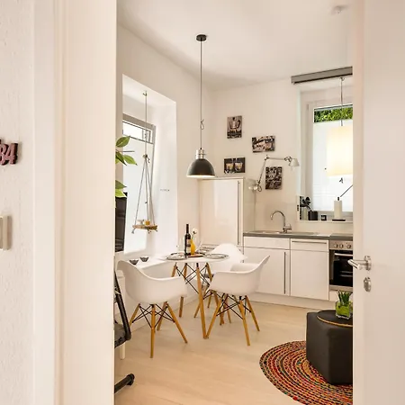 Apartamento Mola Apartments- Trendiges In Der City-naehe Dortmund-terrasse-3 Gaeste-wlan *